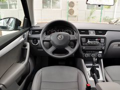 2015款 1.6L 自动 逸杰版