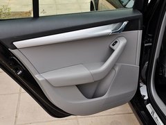 2015款 1.6L 自动 逸杰版