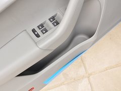 2015款 1.6L 自动 逸杰版