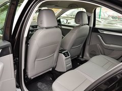 2015款 1.6L 自动 逸杰版