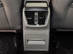 2015款 1.6L 自动 逸杰版