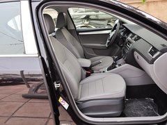 2015款 1.6L 自动 逸杰版