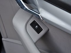 2015款 1.6L 自动 逸杰版