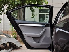 2015款 1.6L 自动 逸杰版