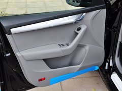 2015款 1.6L 自动 逸杰版