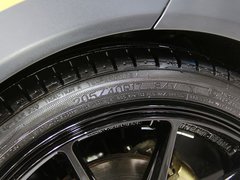 2014款 两厢 1.5L 手动 新青年版