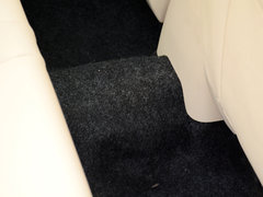 2014款 两厢 1.5L 手动 新青年版