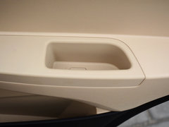 2014款 两厢 1.5L 手动 新青年版