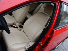 2014款 两厢 1.5L 手动 新青年版