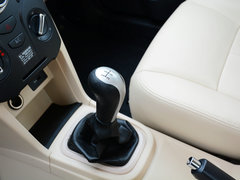 2014款 两厢 1.5L 手动 新青年版
