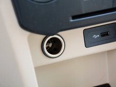 2014款 两厢 1.5L 手动 新青年版