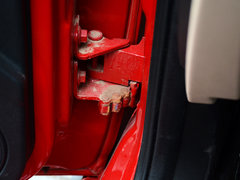 2014款 两厢 1.5L 手动 新青年版