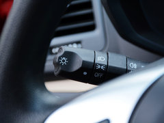 2014款 两厢 1.5L 手动 新青年版