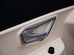 2014款 两厢 1.5L 手动 新青年版