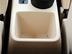 2014款 两厢 1.5L 手动 新青年版