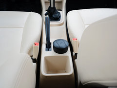 2014款 两厢 1.5L 手动 新青年版