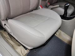 2014款 1.5L 手动 尊贵型