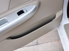 2014款 1.5L 手动 尊贵型