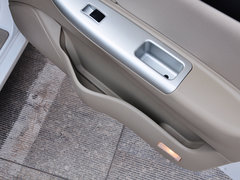 2014款 1.5L 手动 尊贵型