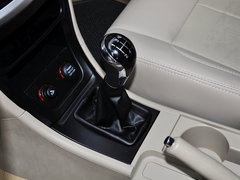 2014款 1.5L 手动 尊贵型