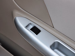 2014款 1.5L 手动 尊贵型