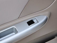 2014款 1.5L 手动 尊贵型