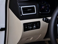 2014款 1.5L 手动 尊贵型