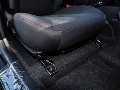 2014款 1.5L 手动 精英型