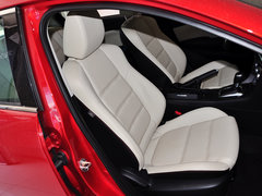 2014款 2.0L 自动 蓝天豪华版