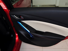 2014款 2.0L 自动 蓝天豪华版