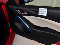 2014款 2.0L 自动 蓝天豪华版