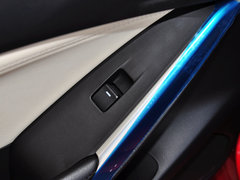 2014款 2.0L 自动 蓝天豪华版