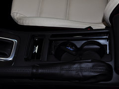 2014款 2.0L 自动 蓝天豪华版