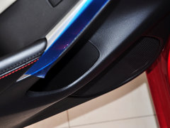 2014款 2.0L 自动 蓝天豪华版