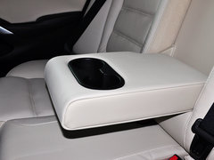2014款 2.0L 自动 蓝天豪华版