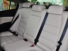 2014款 2.0L 自动 蓝天豪华版