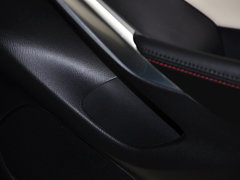 2014款 2.0L 自动 蓝天豪华版
