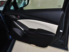 2014款 2.0L 自动 蓝天豪华版