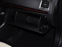 2014款 2.0L 自动 蓝天豪华版