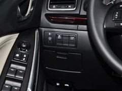 2014款 2.0L 自动 蓝天豪华版