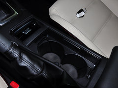 2014款 2.0L 自动 蓝天豪华版