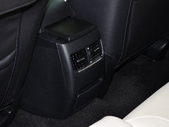 2014款 2.0L 自动 蓝天豪华版