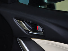 2014款 2.0L 自动 蓝天豪华版