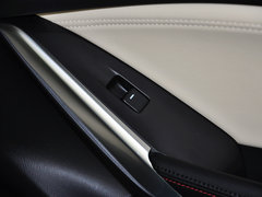 2014款 2.0L 自动 蓝天豪华版