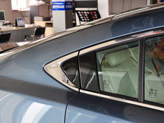 2014款 2.0L 自动 蓝天豪华版