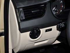 2015款 1.6L 手动 逸杰版