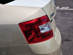 2015款 1.6L 手动 逸杰版