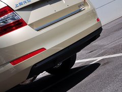 2015款 1.6L 手动 逸杰版