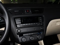 2015款 1.6L 手动 逸杰版