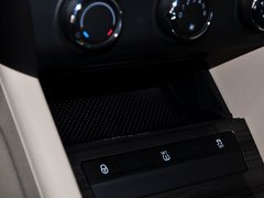 2015款 1.6L 手动 逸杰版